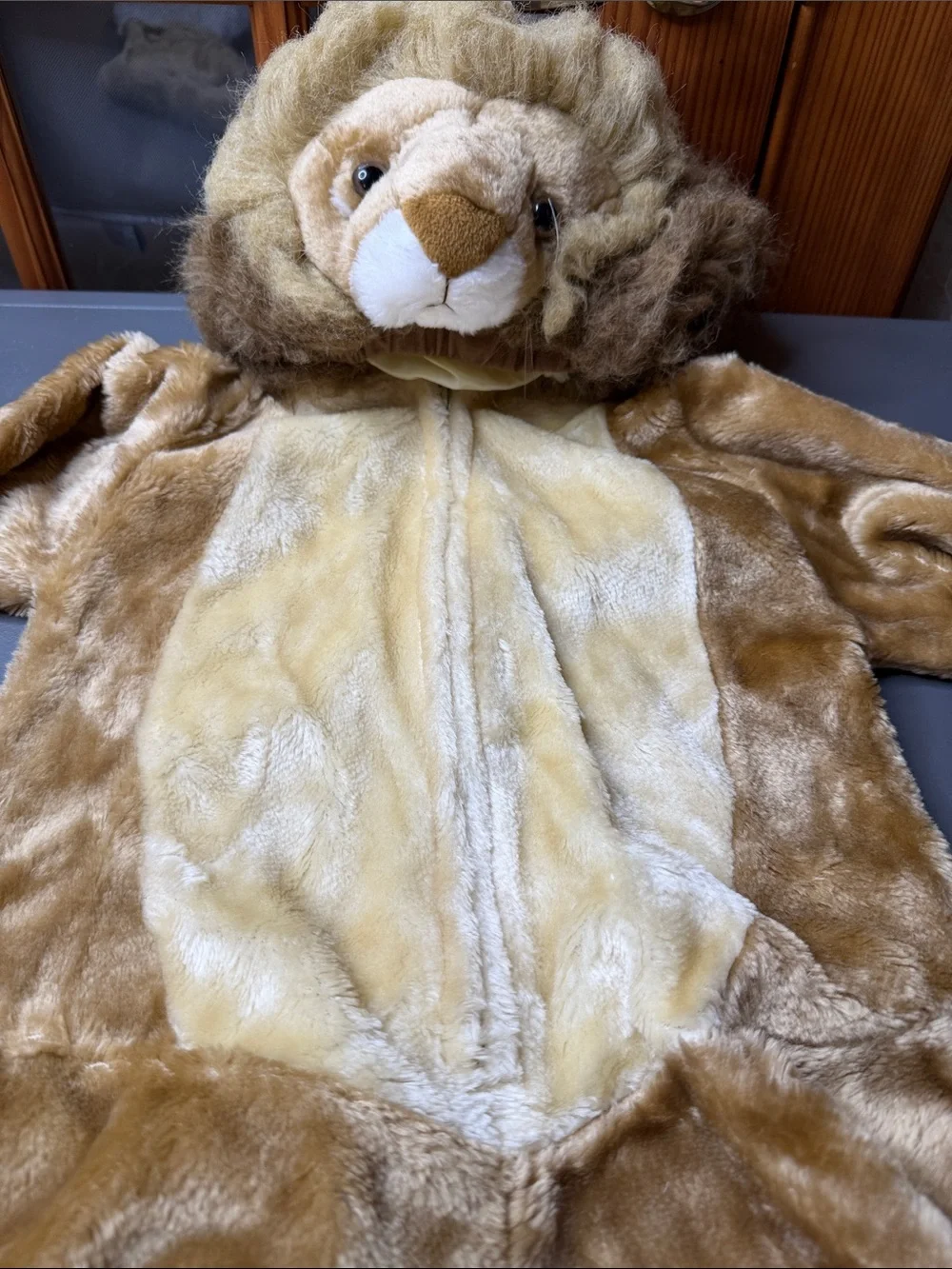🦁 Kid’s Plush Lion Costume. Size: 6T